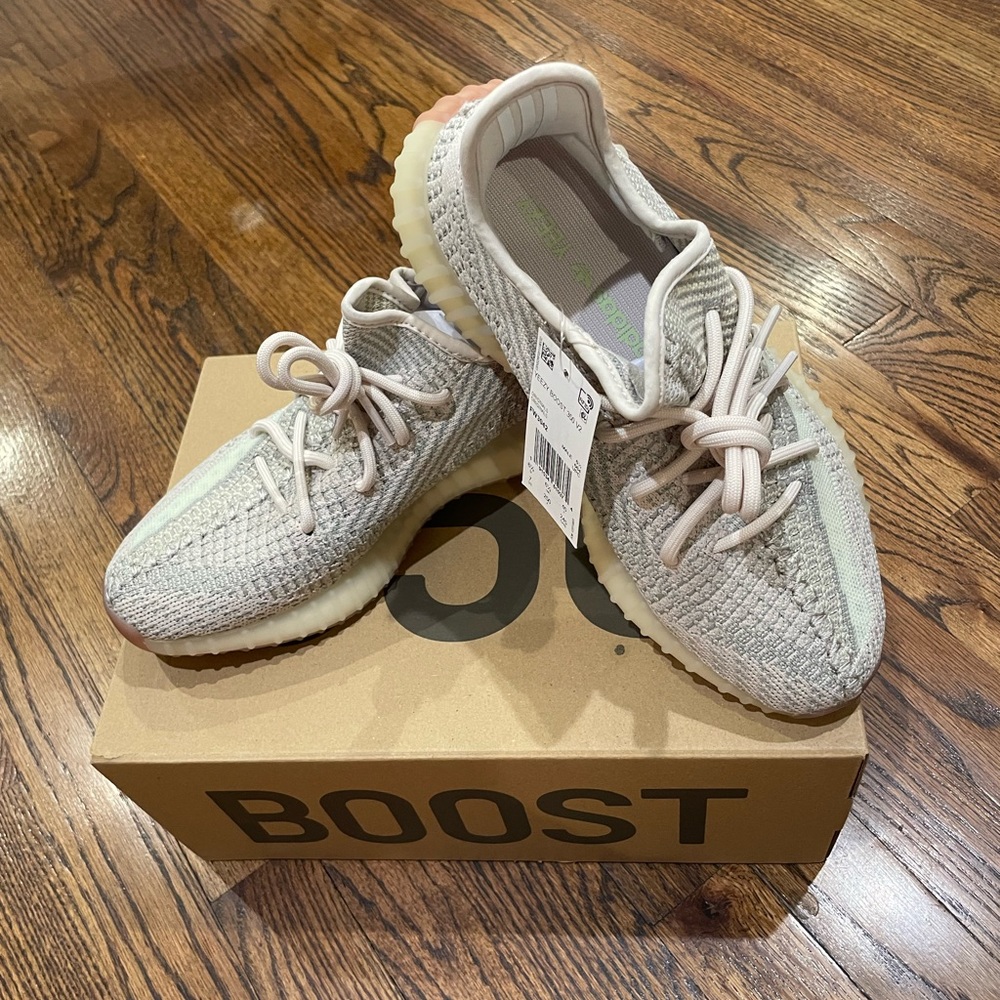 Yeezy Boost 350 V2 Citrin